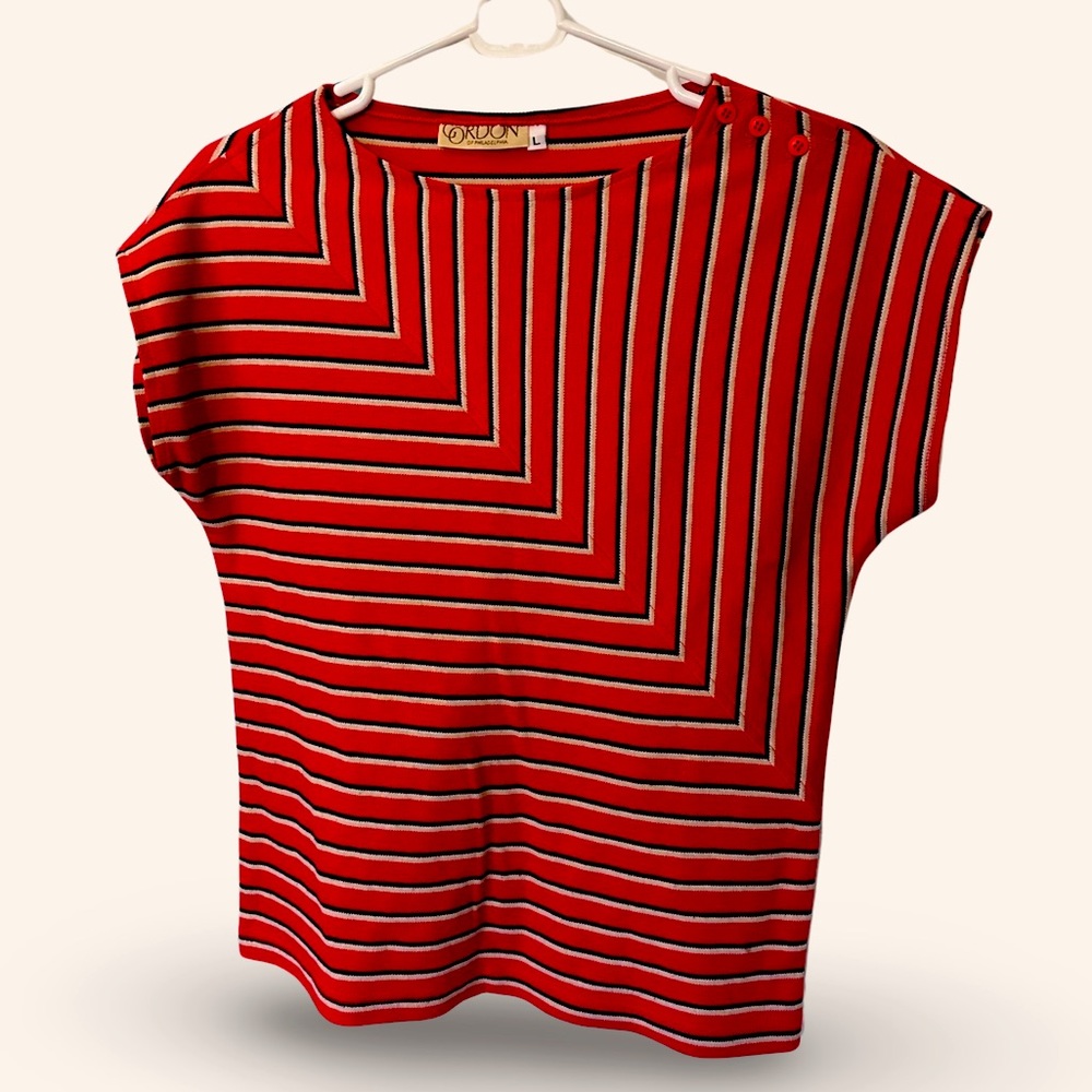 Vintage 1970’s Cap Sleeve T-shirt